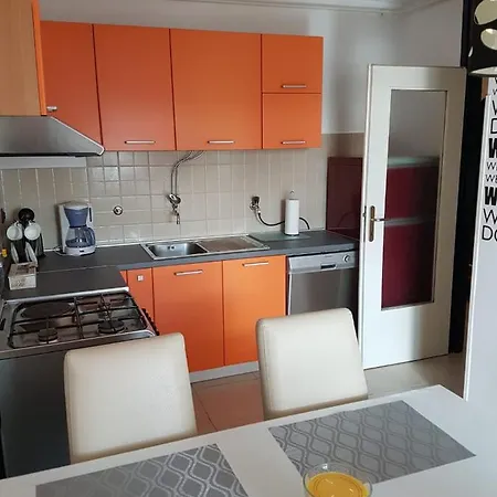Apartment Noa Pula
