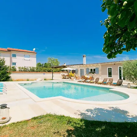 Noa Holiday home Pula