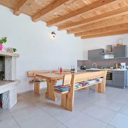 Noa Apartment
