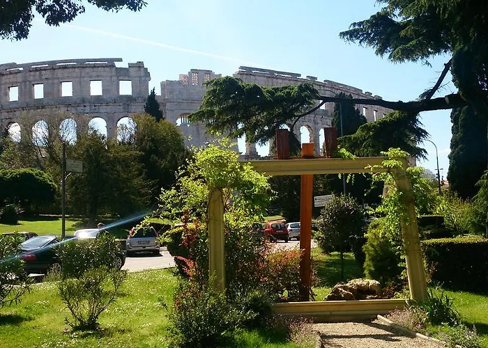 Ferienhaus Noa Pula